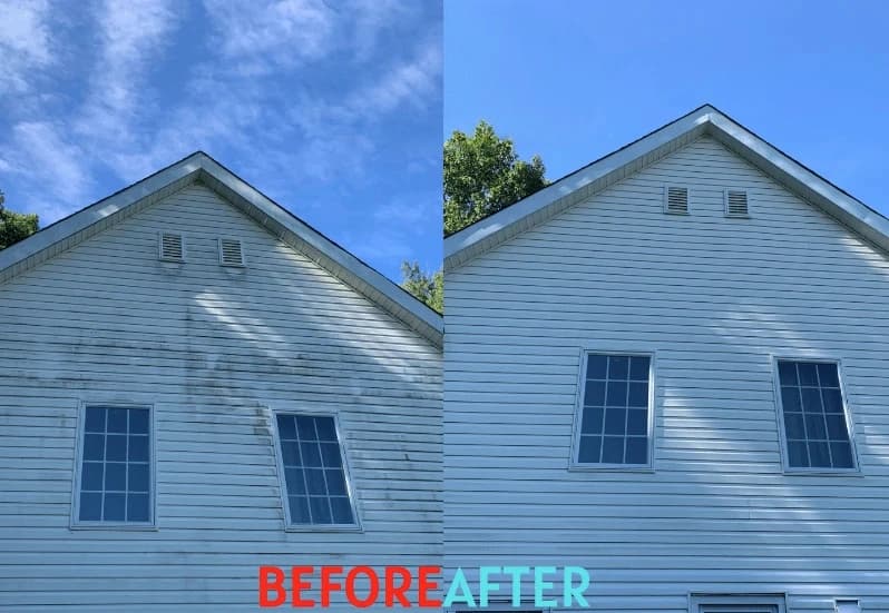 Streetsboro Power Washing professional performing house washing service in Streetsboro